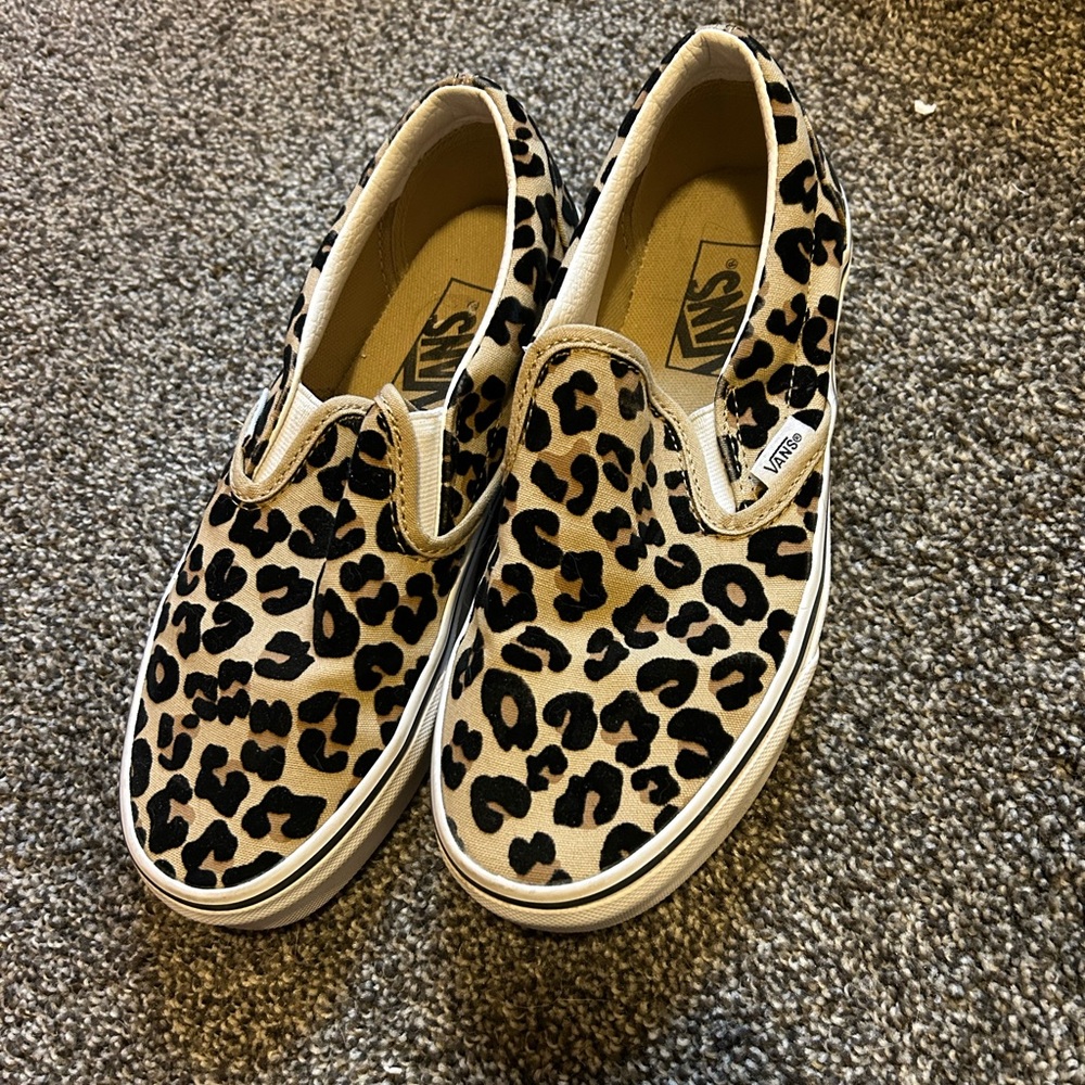 Women’s vans slip ons
